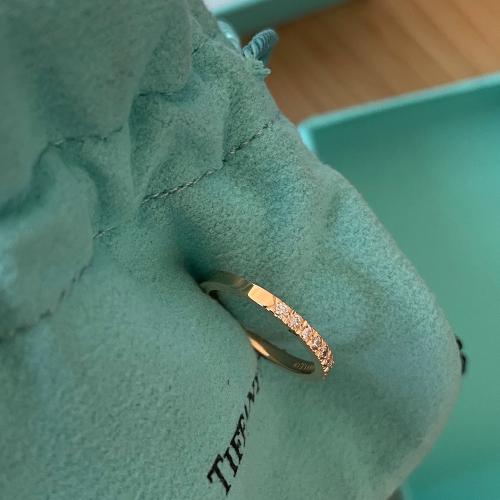 Tiffany & Co. Novo Rose Gold diamond band size 4 - Picture 6 of 7